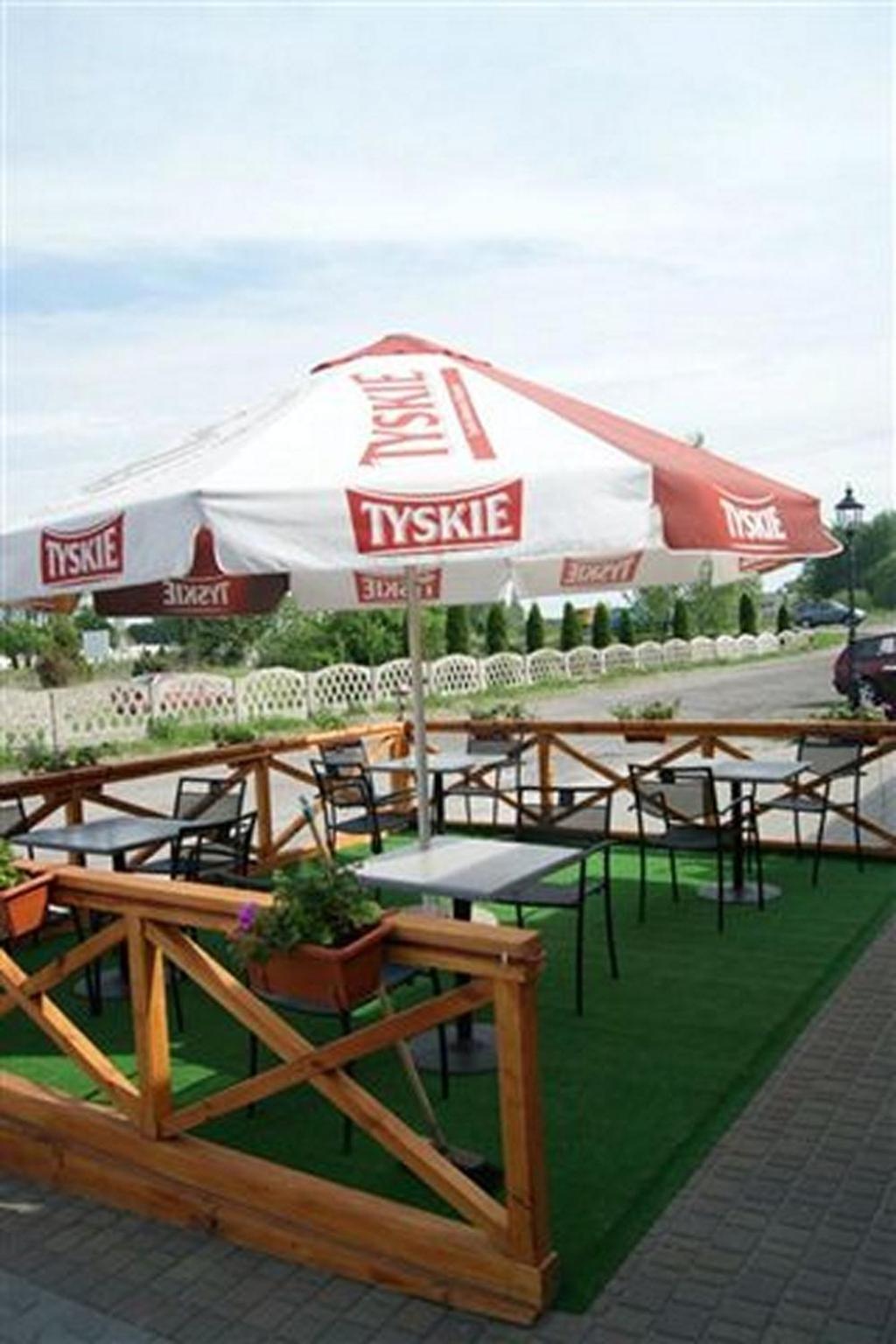 Pokoje Goscinne Gum-Bar Biskupice  Экстерьер фото